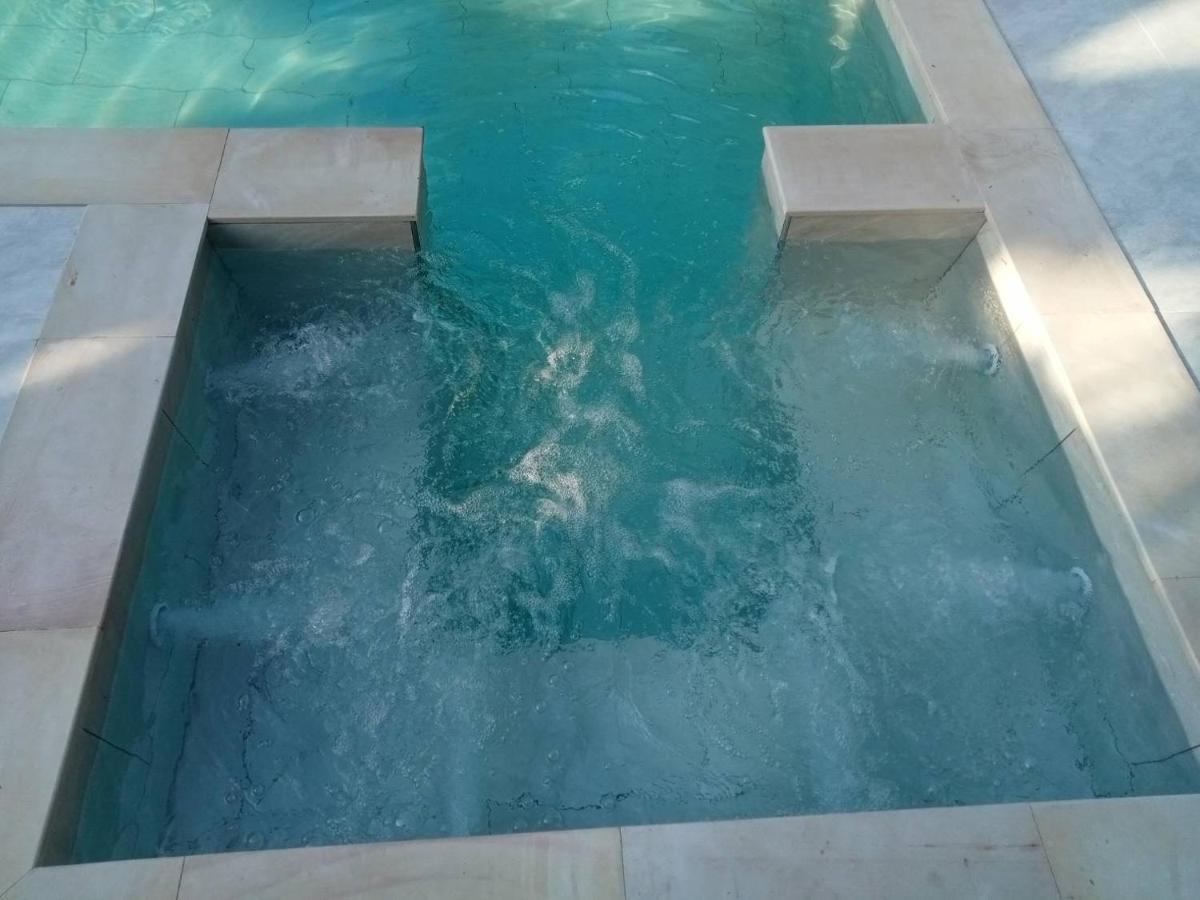 Baan Banyan Villa, Wood House Short Walk To Mae Nam Beach 외부 사진